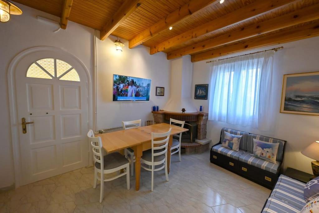 Navigats Traditional House Village Holiday home Lefkimmi (Corfu)