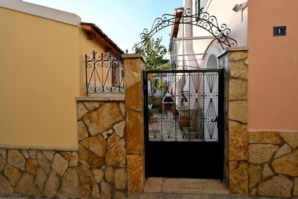 Navigats Traditional House Village Holiday home Lefkimmi (Corfu)